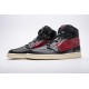 Air Jordan 1 Retro High OG Defiant Couture