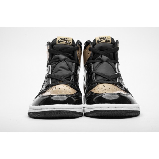 Air Jordan 1 Retro High OG Gold Toe
