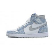Air Jordan 1 High OG Hyper Royal Wash North Carolan