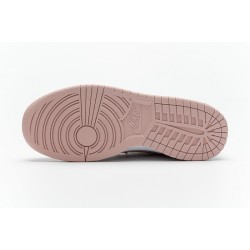 WMNS Nike Dunk Low Orange Pearl